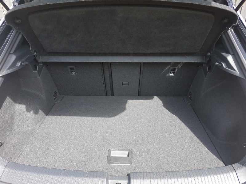 Used Volkswagen T-Roc 2023 for sale - 76451161: Photo 8