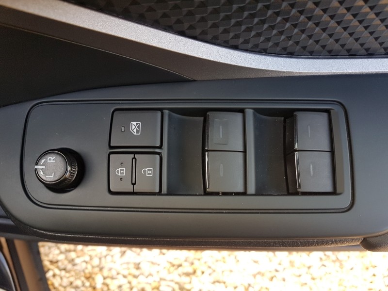 Used Toyota C-HR 2022 for sale - 76383875: Photo 15