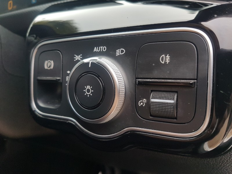 Used Mercedes-Benz A-Class 2019 for sale - 76358934: Photo 14