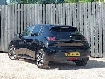 Used Peugeot 208 2023 for sale - 78998336: Photo