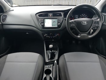 Used Hyundai i20 2019 for sale - 79443399: Photo
