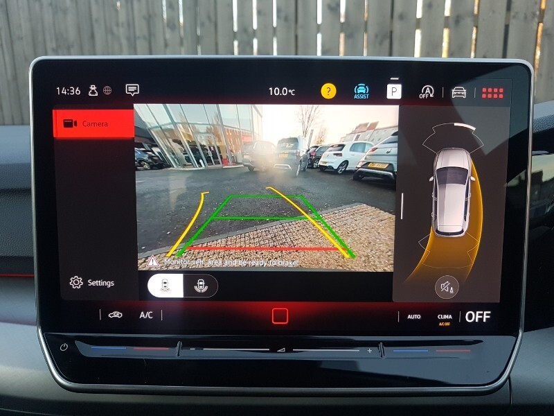 Used Volkswagen Golf 2024 for sale - 76920413: Photo 11