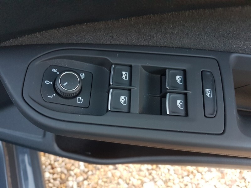 Used Volkswagen Golf 2024 for sale - 76920413: Photo 17