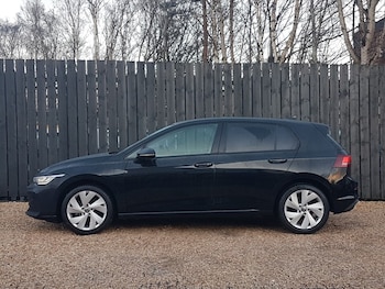 Used Volkswagen Golf 2024 for sale - 76964013: Photo