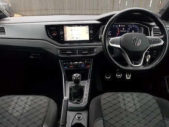 Used Volkswagen Polo 2023 for sale - 77114481: Photo