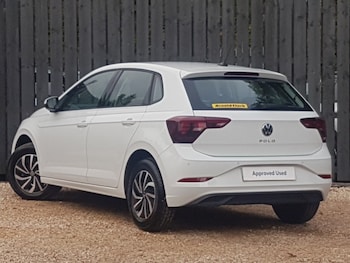 Used Volkswagen Polo 2024 for sale - 76970140: Photo