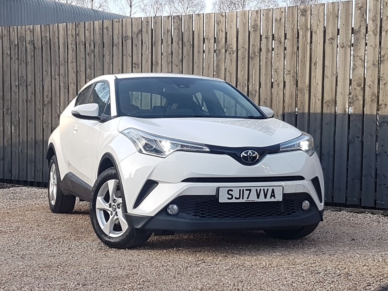 Used Toyota C-HR 2017 for sale - 78085172: Photo 1