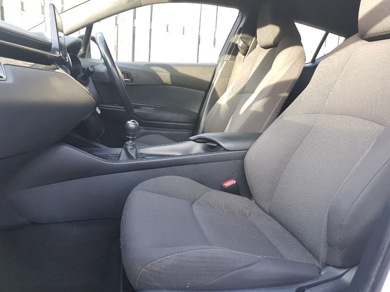 Used Toyota C-HR 2017 for sale - 78085172: Photo 5