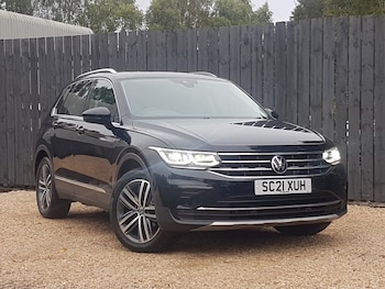 Volkswagen - Tiguan