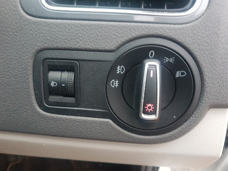 Used Volkswagen Polo 2015 for sale - 76935524: Photo 17