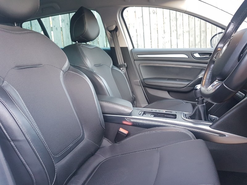 Used Renault Megane 2021 for sale - 77299527: Photo 12