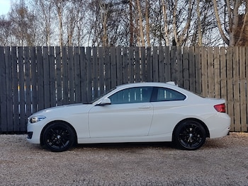 Used BMW 2 Series 2018 for sale - 76651801: Photo