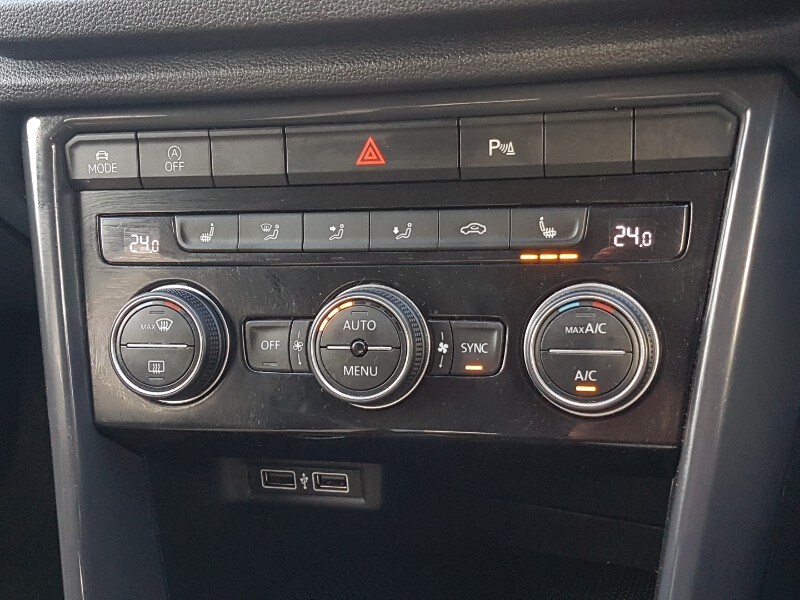 Used Volkswagen T-Roc 2018 for sale - 76533110: Photo 17