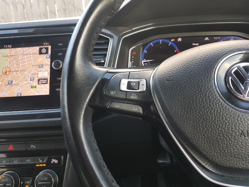 Used Volkswagen T-Roc 2018 for sale - 76533110: Photo 18