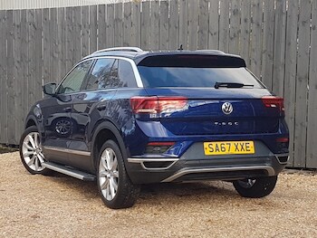Used Volkswagen T-Roc 2018 for sale - 76533110: Photo
