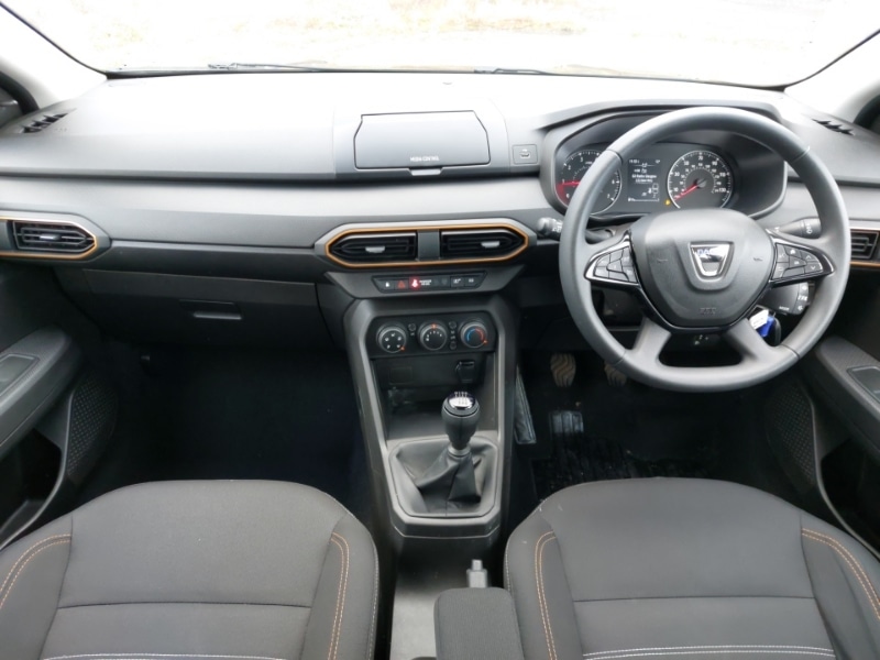 Used Dacia Sandero Stepway 2021 for sale - 77761083: Photo 2