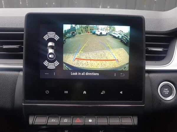 Used Renault Captur 2023 for sale - 76195300: Photo 10