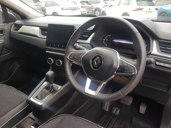Used Renault Captur 2023 for sale - 76195300: Photo 15