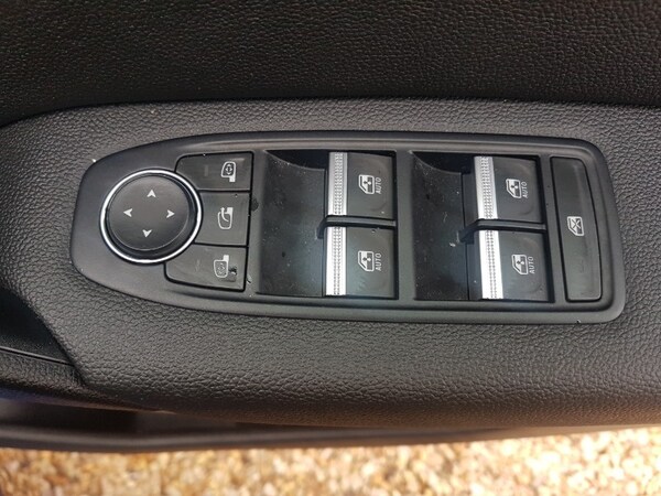 Used Renault Captur 2023 for sale - 76195300: Photo 16