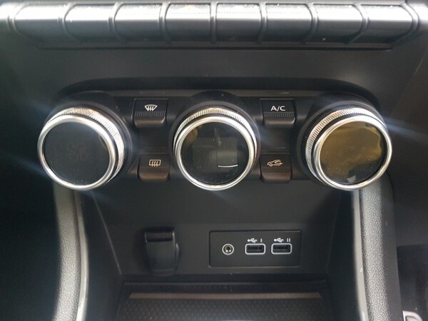Used Renault Captur 2023 for sale - 76195300: Photo 19