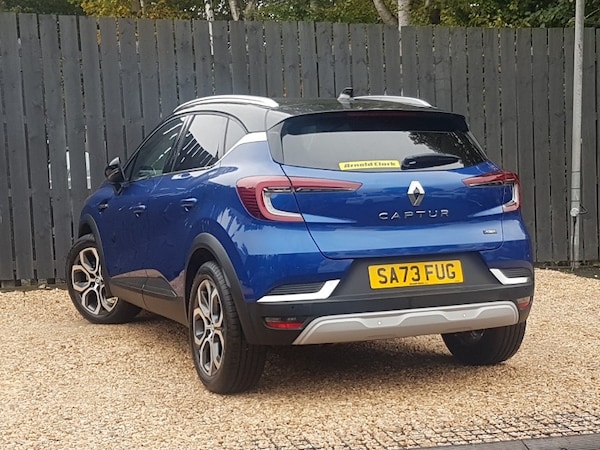 Used Renault Captur 2023 for sale - 76195300: Photo 3