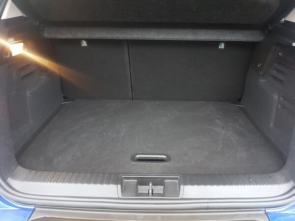 Used Renault Captur 2023 for sale - 76195300: Photo 8