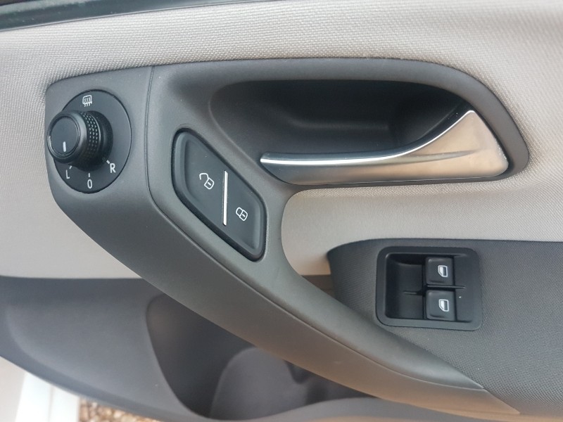 Used Volkswagen Polo 2015 for sale - 77055189: Photo 16