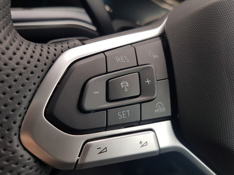 Used Volkswagen Touareg 2025 for sale - 77630340: Photo 13