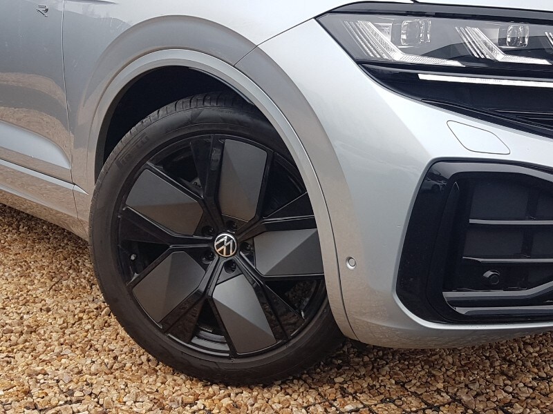 Used Volkswagen Touareg 2025 for sale - 77630340: Photo 9