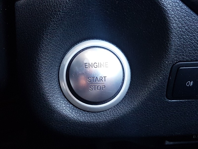 Used Mercedes-Benz A-Class 2017 for sale - 77605850: Photo 15