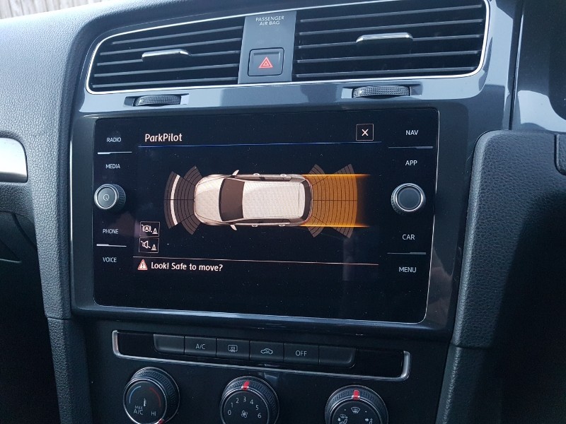 Used Volkswagen Golf 2018 for sale - 77160198: Photo 15