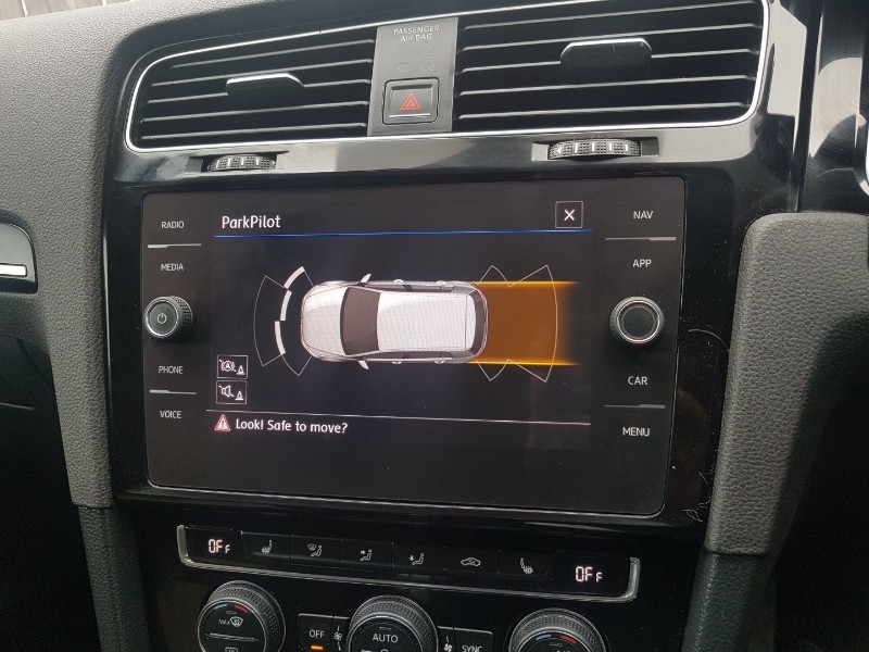 Used Volkswagen Golf 2017 for sale - 77223535: Photo 15