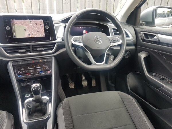 Used Volkswagen T-Roc 2024 for sale - 75209664: Photo 2