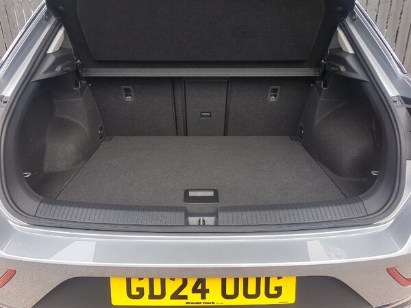 Used Volkswagen T-Roc 2024 for sale - 75209664: Photo 8