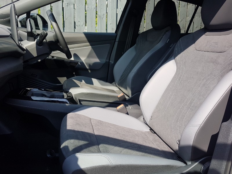 Used Volkswagen ID.5 2025 for sale - 76639442: Photo 5