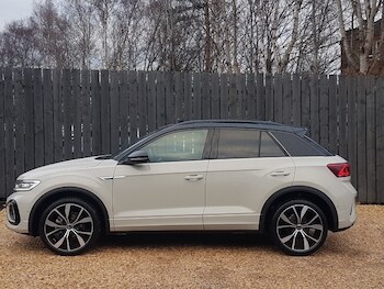 Used Volkswagen T-Roc 2025 for sale - 77237300: Photo