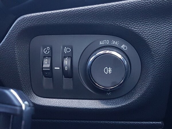 Used Vauxhall Corsa 2022 for sale - 76052481: Photo 11