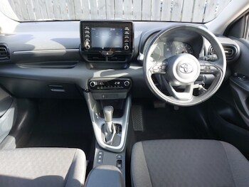 Used Toyota Yaris 2021 for sale - 78203214: Photo