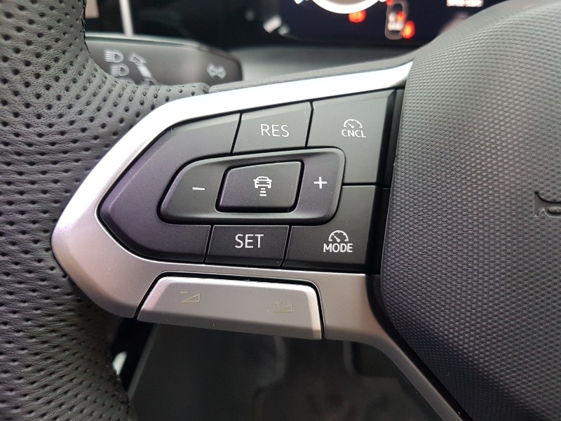 Used Volkswagen Golf 2025 for sale - 77031856: Photo 18