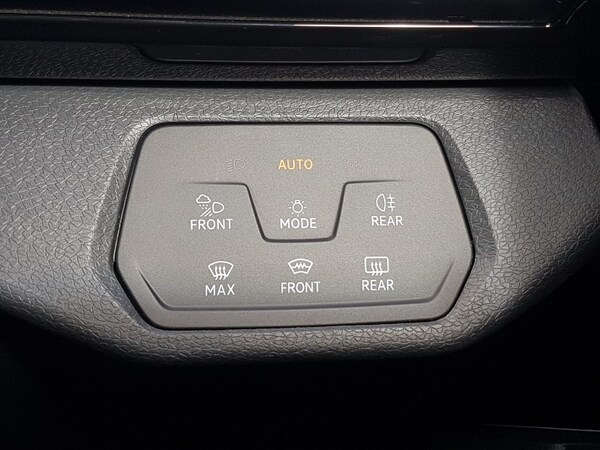 Used Volkswagen ID.5 2023 for sale - 76195530: Photo 11