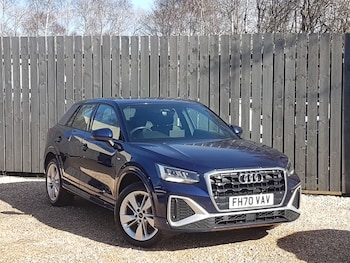 Audi - Q2
