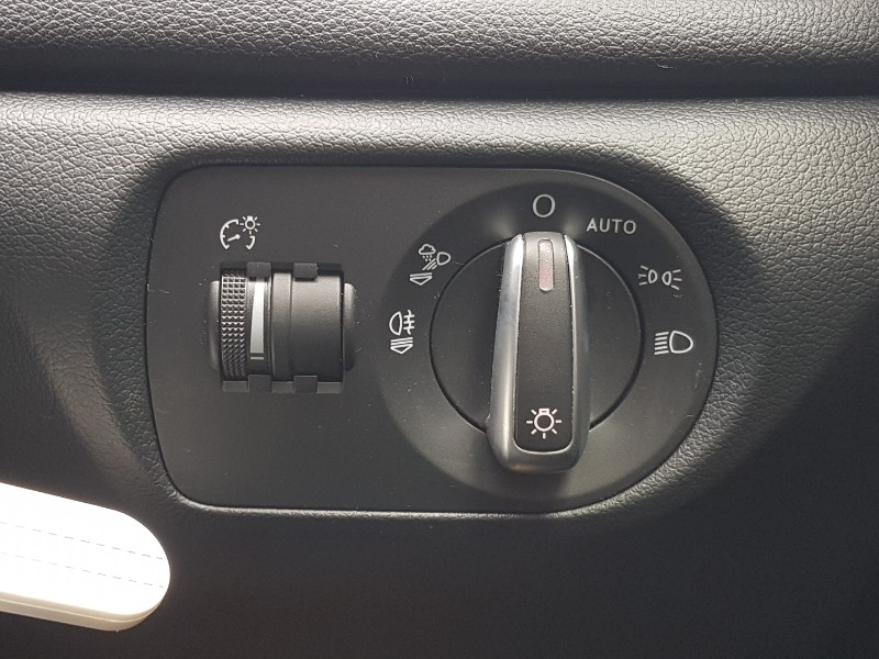 Used Audi Q3 2017 for sale - 76556409: Photo 11