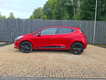 Used Renault Clio 2019 for sale - 79627120: Photo