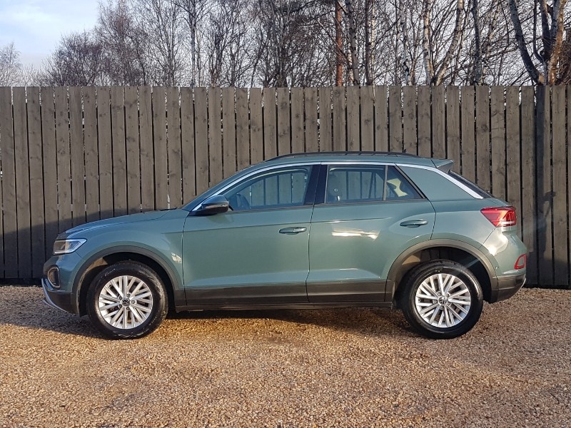 Used Volkswagen T-Roc 2023 for sale - 77278219: Photo 4