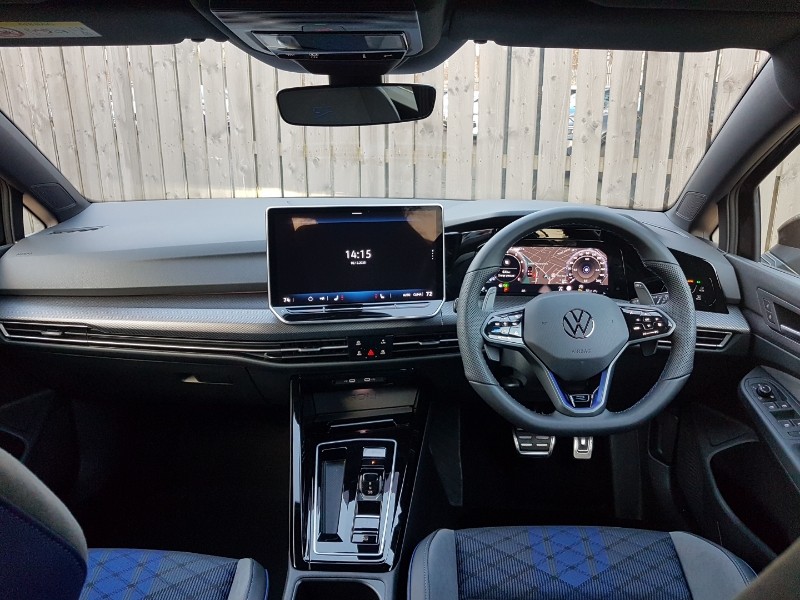 Used Volkswagen Golf 2025 for sale - 77010855: Photo 2