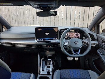 Used Volkswagen Golf 2025 for sale - 77010855: Photo