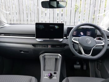 Used Volkswagen T-Roc 2026 for sale - 78842129: Photo