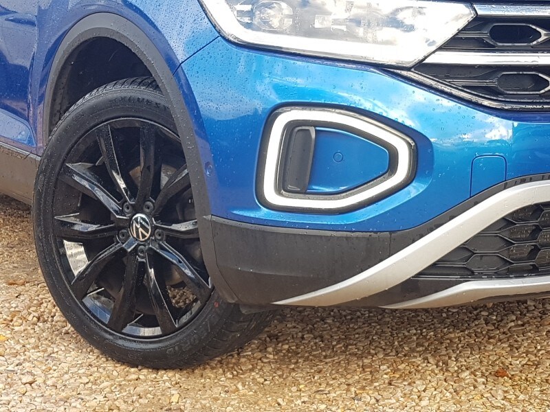 Used Volkswagen T-Roc 2023 for sale - 76533116: Photo 9