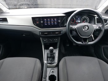 Used Volkswagen Polo 2019 for sale - 78872920: Photo