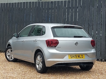 Used Volkswagen Polo 2019 for sale - 78872920: Photo